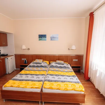 Guest house Fan 3*